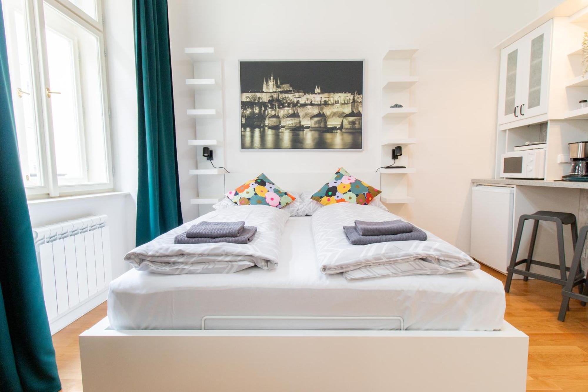 Stay Inn Apartments Stepanska Apartment