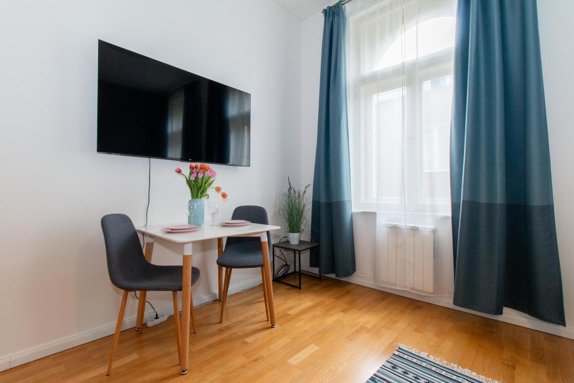 Stay Inn Apartments Stepanska Apartment *
