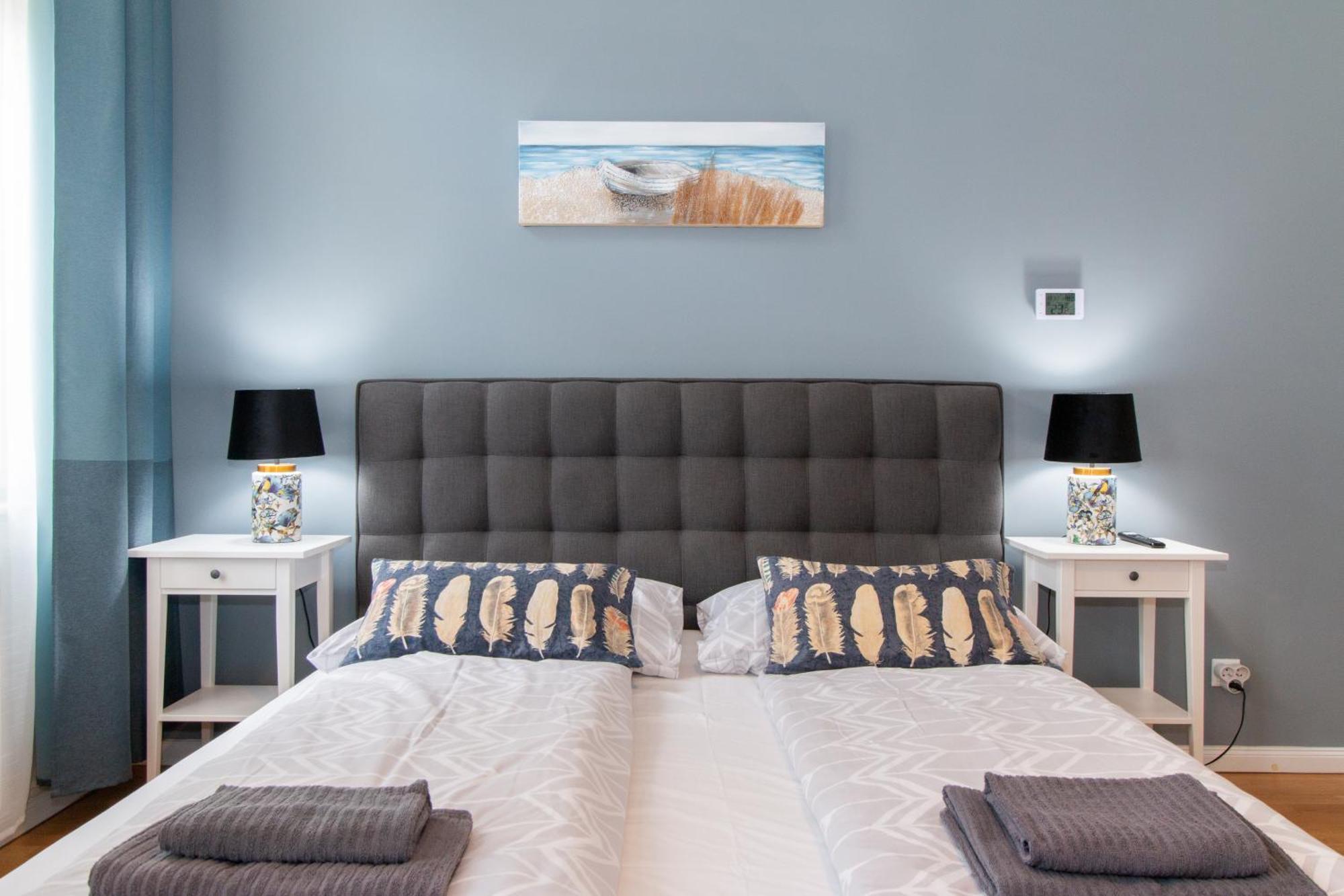 Stay Inn Apartments Stepanska Apartment *